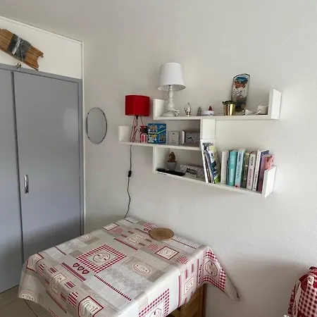 La Colombe A Apartment *